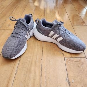 Adidas Shoes Youth Sz 4 NWT Light Gray Never Worn